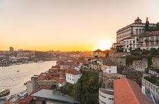 Fête à bord d'un bateau sur le fleuve Douro